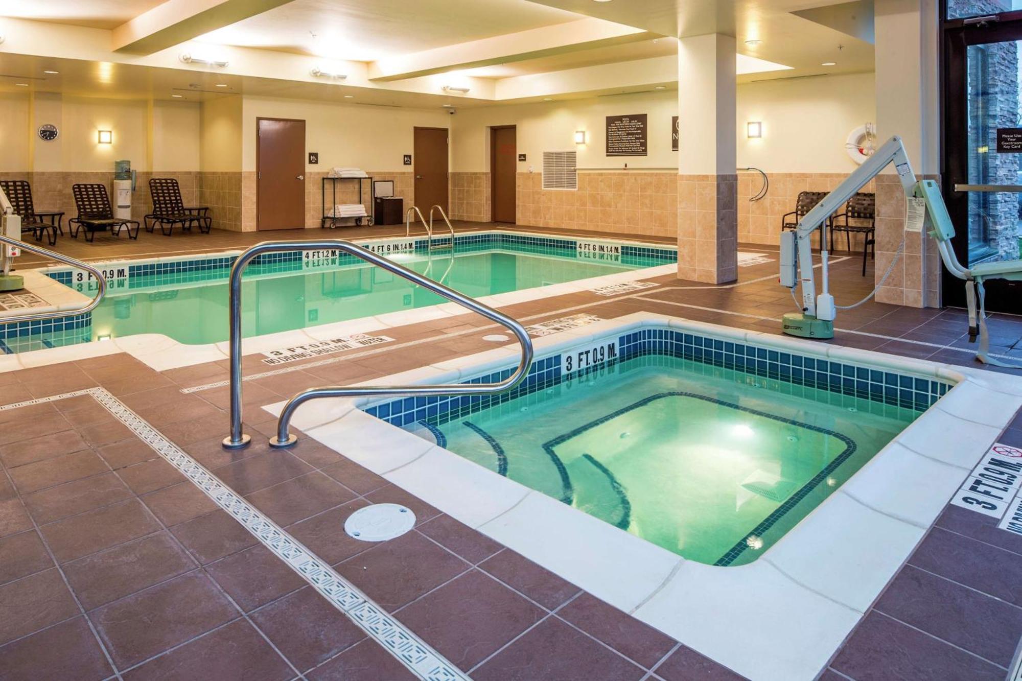 Hilton Garden Inn Uniontown Exterior foto